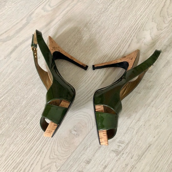 Guess by Marciano Green Leather High Heel Slingback Cork Heels - Picture 15 of 16